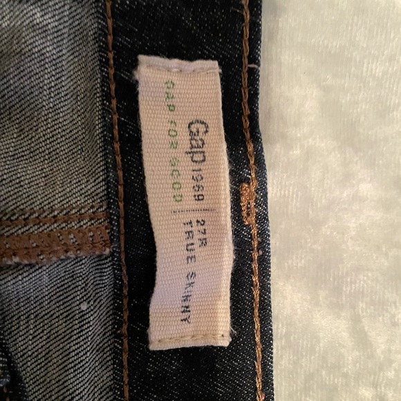 Dark blue GAP jeans - Picture 2 of 3